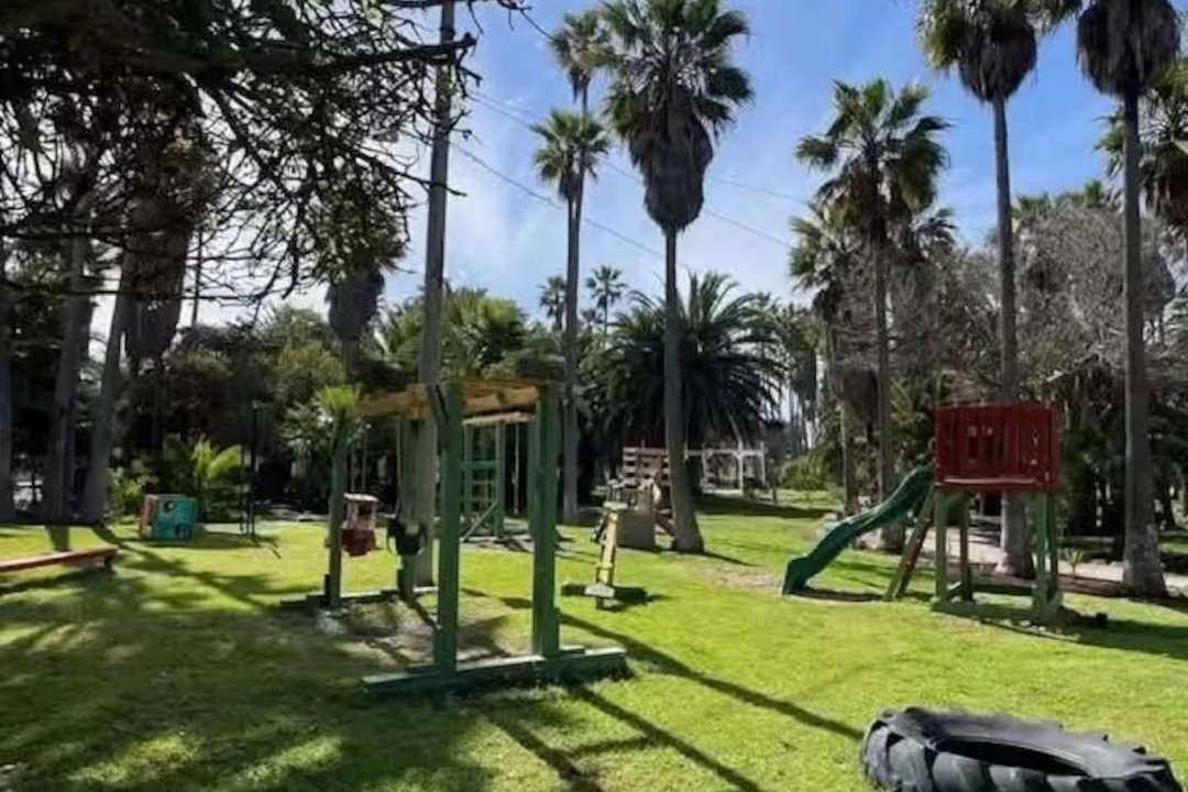 Photo of Others in San Antonio del Mar