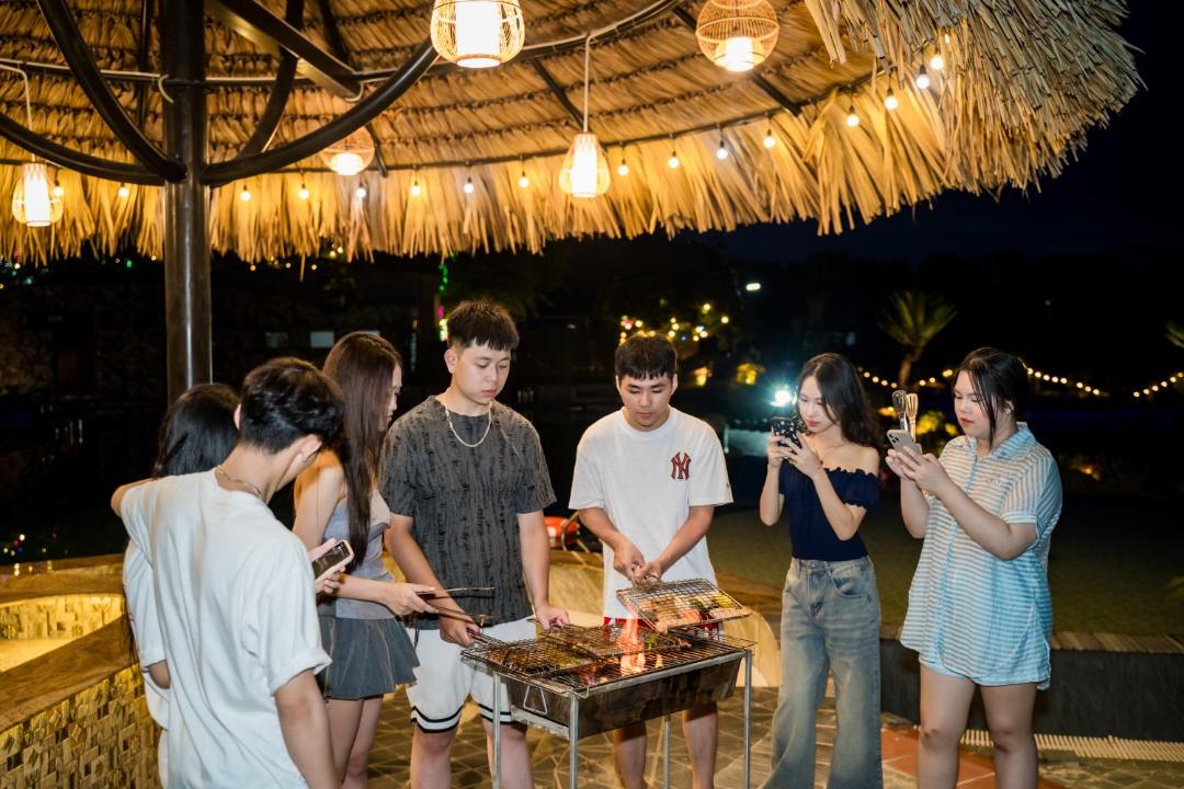 Photo of Others in Quoc Oai