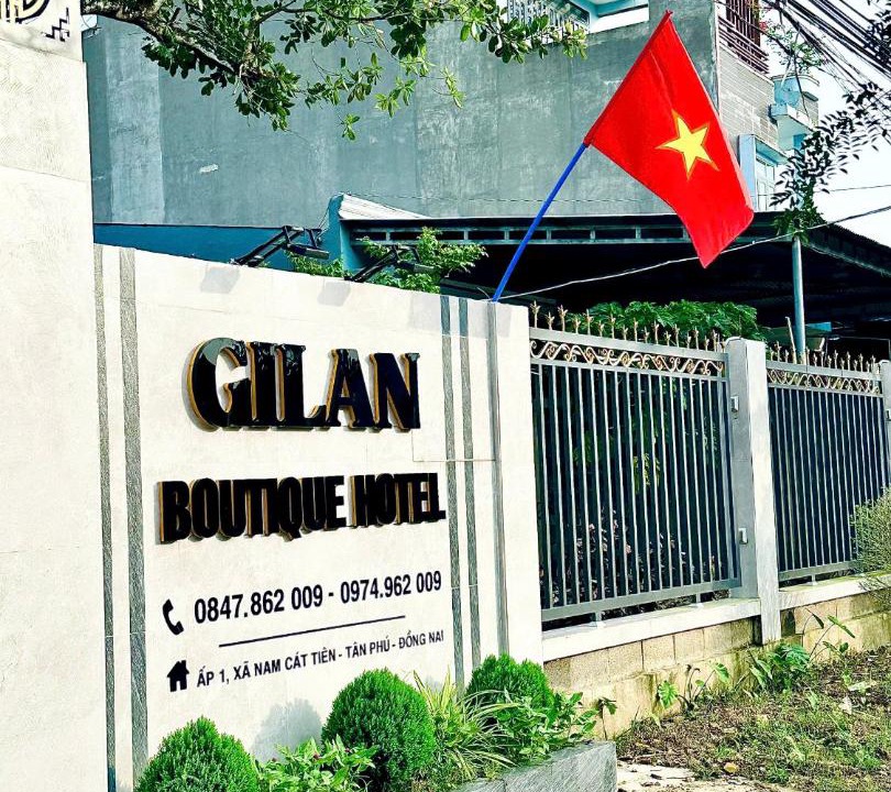 Photo of Others in Quan Tom