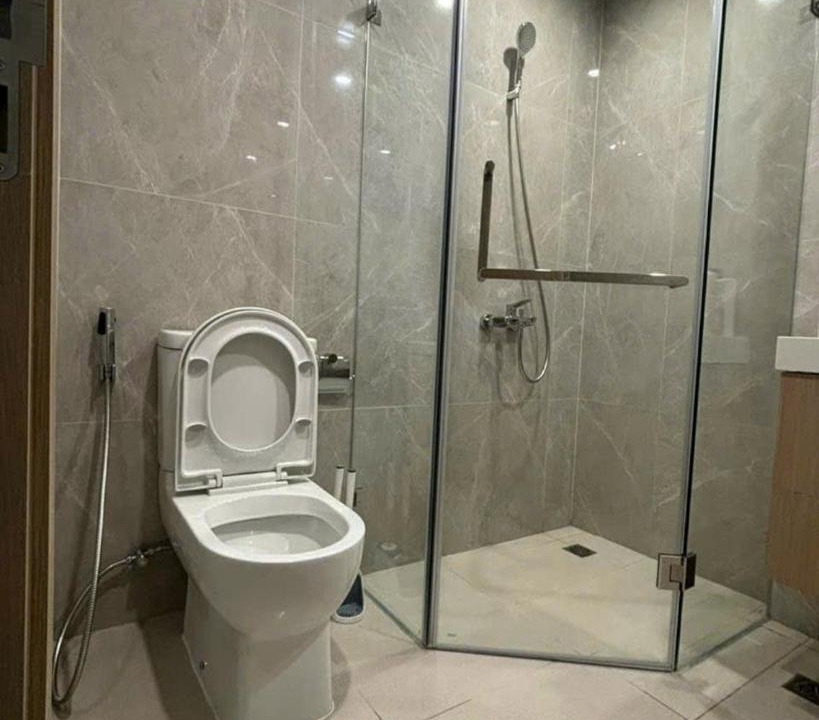 Photo of Bathroom in District 9