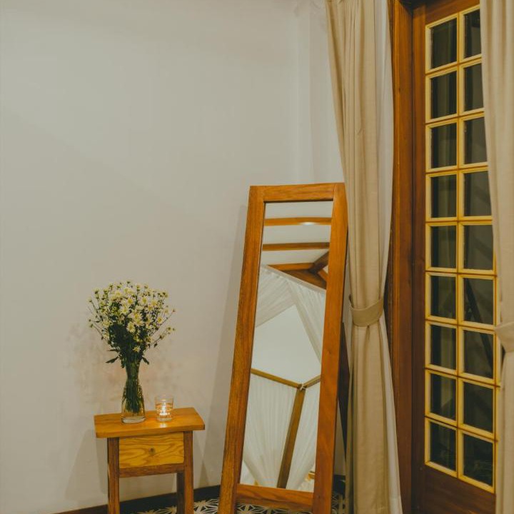 Photo of Others in Hoa Lu