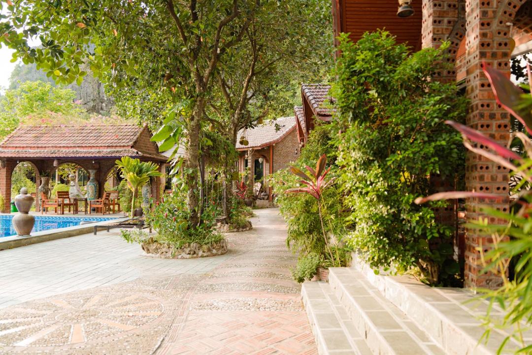 Photo of Others in Hoa Lu