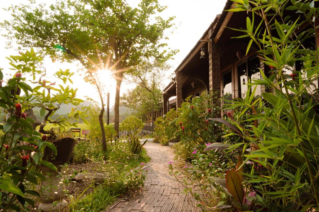 Photo of Others in Hoa Lu