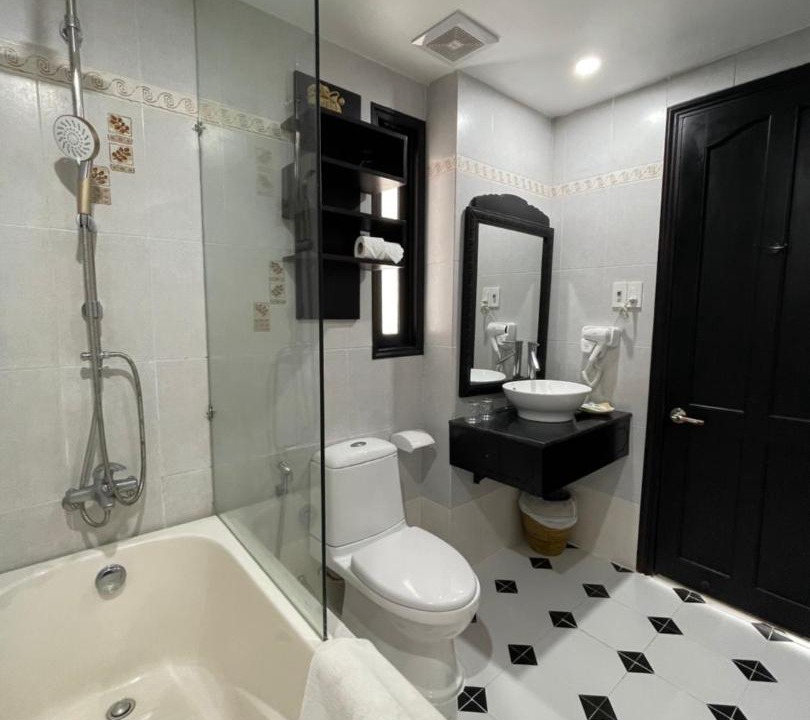 Photo of Bathroom in Cam Pho