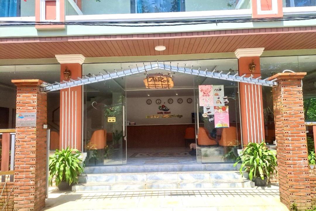 Photo of Others in Quan Tom