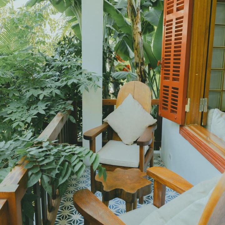 Photo of Others in Hoa Lu