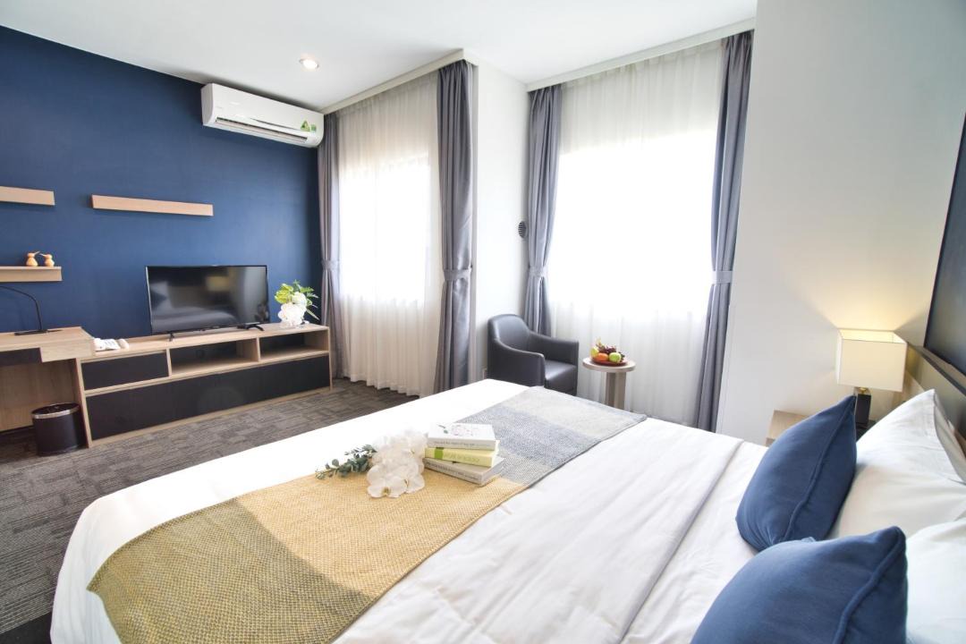 Photo of Bedroom in Trung Hoa Nhan Chinh