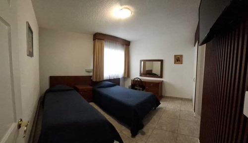 Basic Twin Room