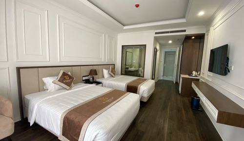 Deluxe Double or Twin Room