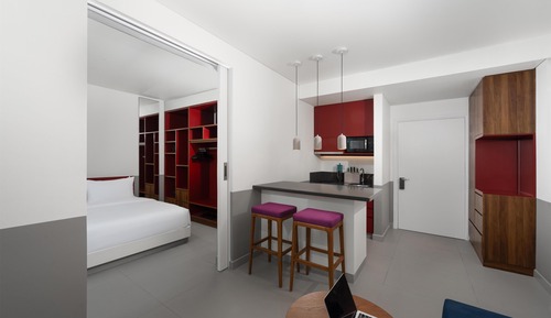Suite, 1 King Bed, City View