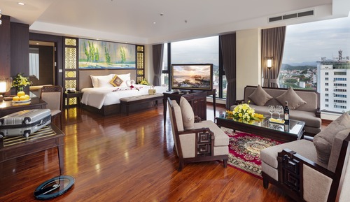 D’ Elegance Signature Suite