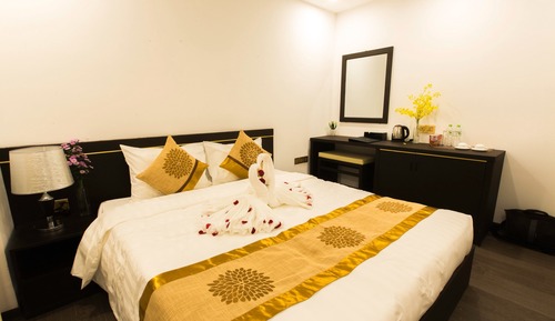 Standard King Room