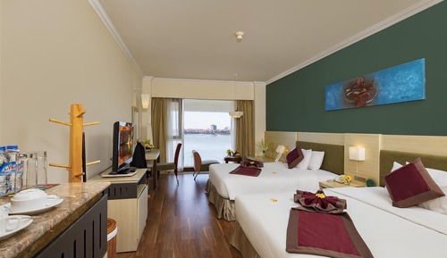 Deluxe Double Room, River View