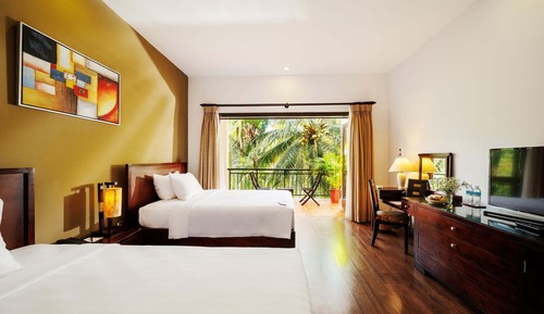 Deluxe Room, Garden View