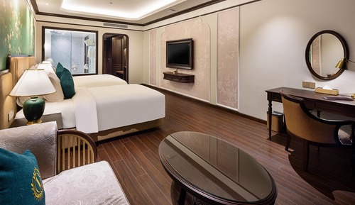 Premier Room