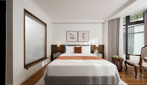 Deluxe Room, 1 King Bed