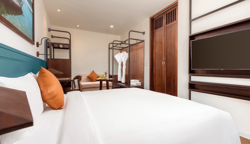 Room, 1 King Bed, City View