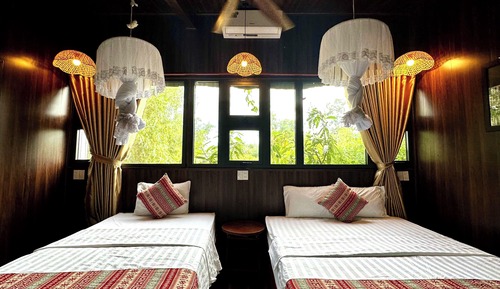 Deluxe Twin With Garden View