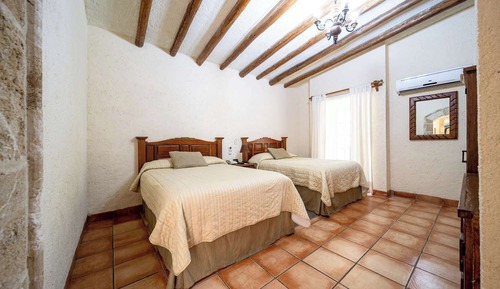 Junior Cabin (Alamos)