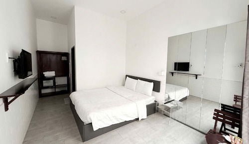 Premium Studio, Garden View