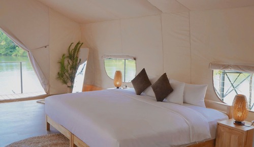 Signature Tent, 3 Twin Beds, Balcony, Lake View