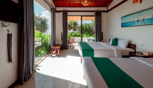 Adora Beachfront Suite