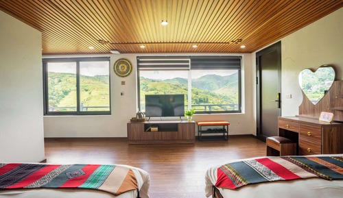 Deluxe Room, Valley View