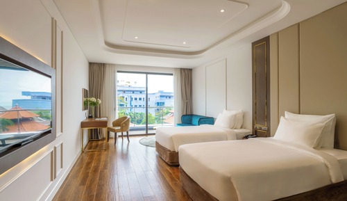 Superior Twin Room, Garden View