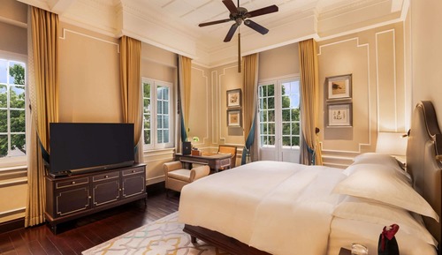 Heritage wing, Graham Greene Suite with Metropole Privileges and Benefits, King Bed