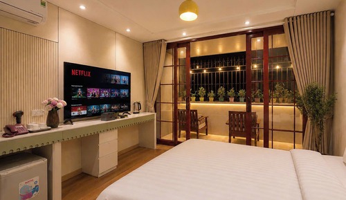 Romantic Double Room, City View