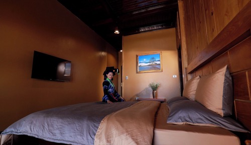 Deluxe Room, Balcony