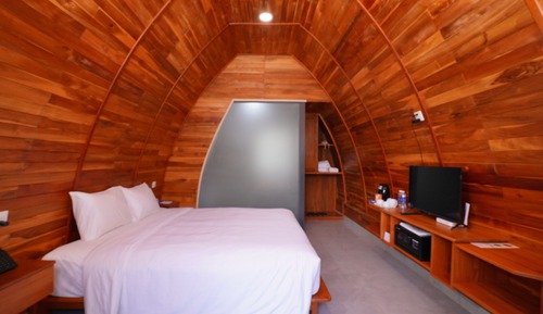 Bungalow, 1 Queen Bed, Garden View