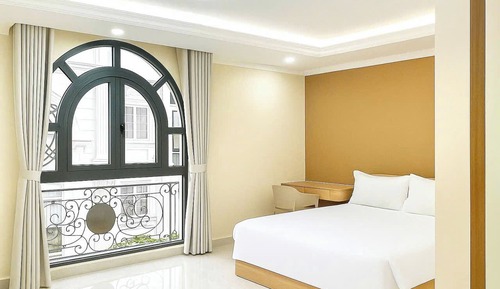 Standard Double Room, City View