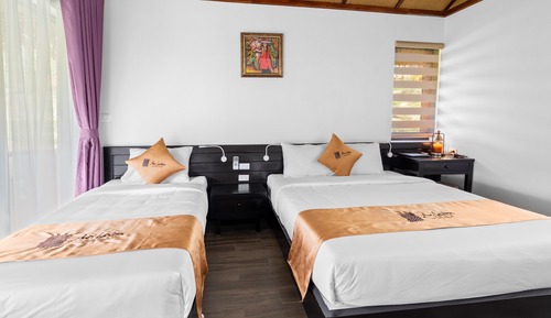 Standard Twin Room, Balcony, Mountain View