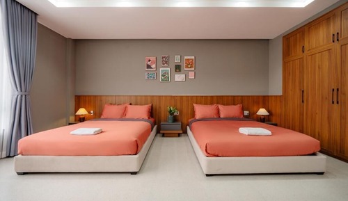 Deluxe Room, City View
