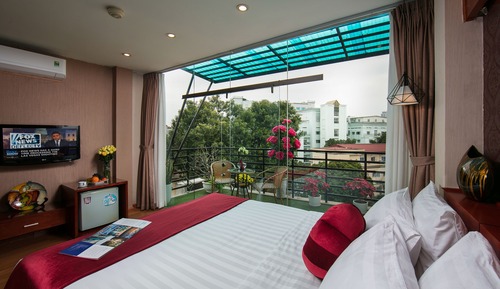 Royal Suite Large Balcony & Terrace (8m2) City View