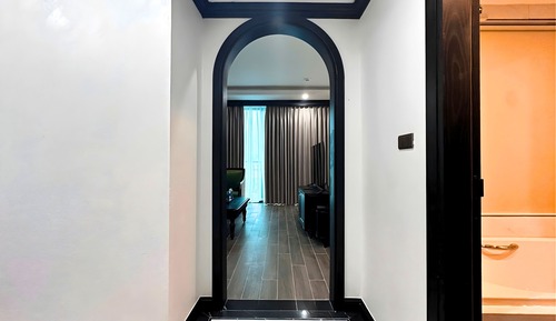 Romantic Suite, City View