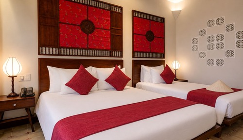 Grand Triple Room, River View