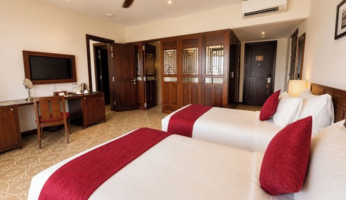 Family Suite, River View