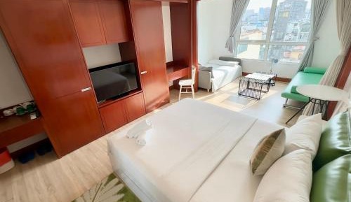 One-Bedroom Family Apartment
