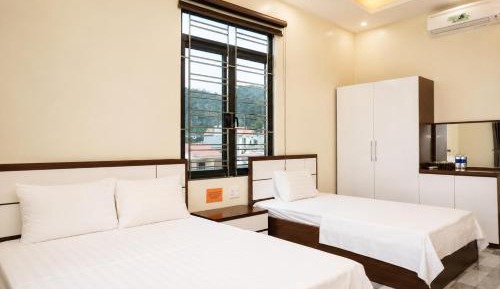 Triple Room with Mountain View