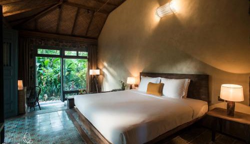 Deluxe Tonkin Garden Bungalow