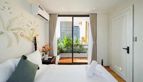 Two-Bedroom Apartment with City View