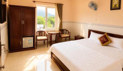 Double Room with Mountain View