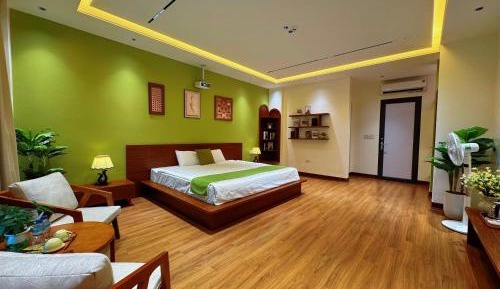 Deluxe King Room