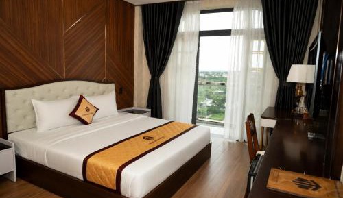 Deluxe King Room