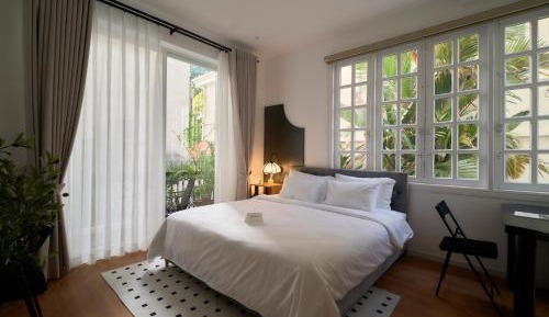 Suite with Balcony