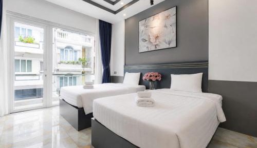 Deluxe Double Room with Balcony