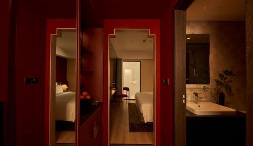 Superior King Room