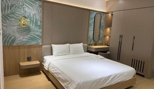 Deluxe Double Room with Bath